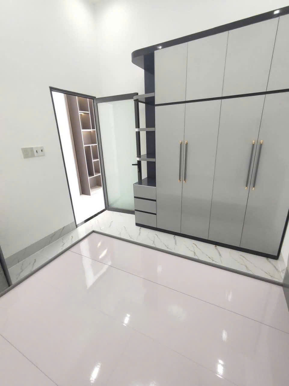 z6441783210591_7b03b16389dfae1478a39f69bd1a8fa9